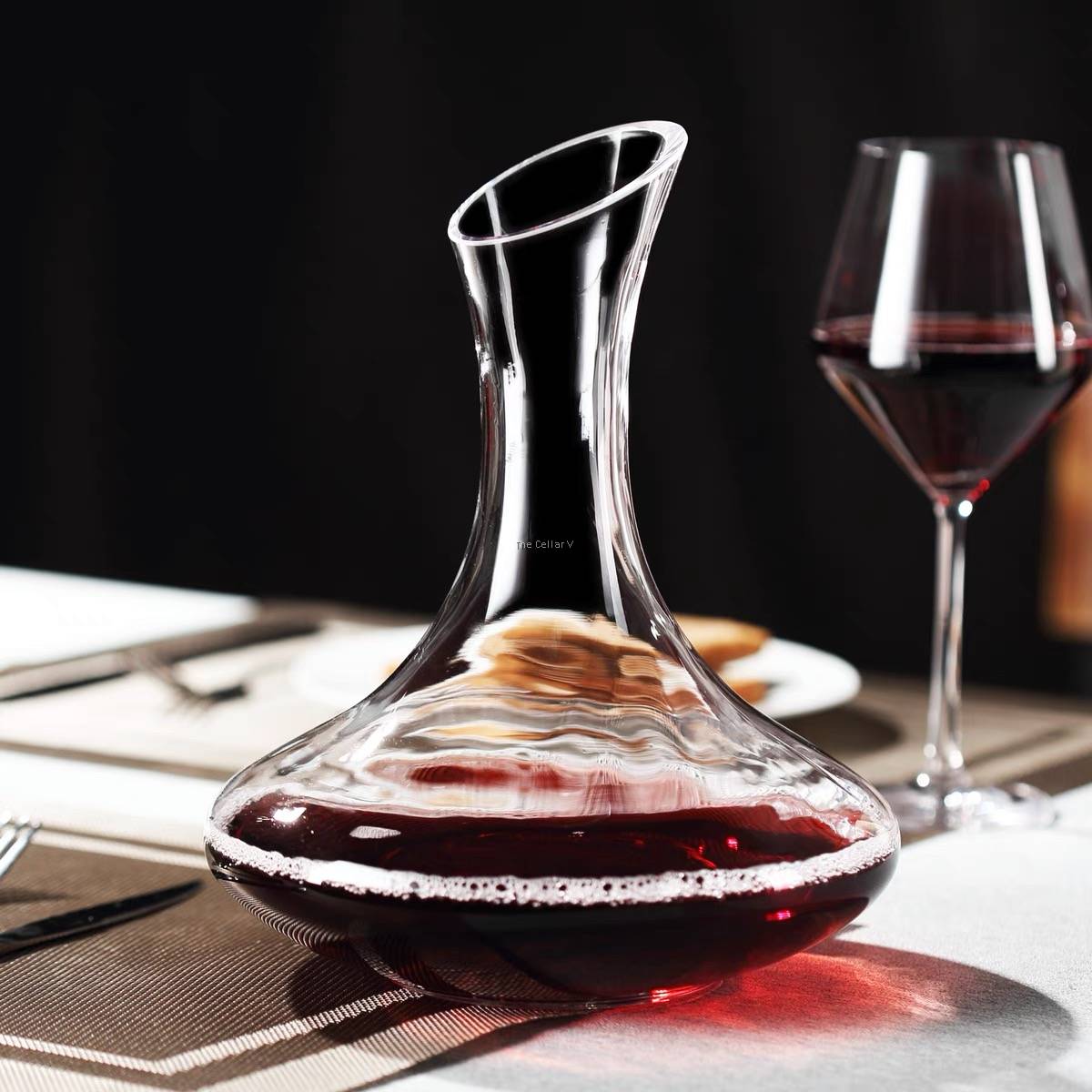 Bao Xing Wine Decanter The Cellar V